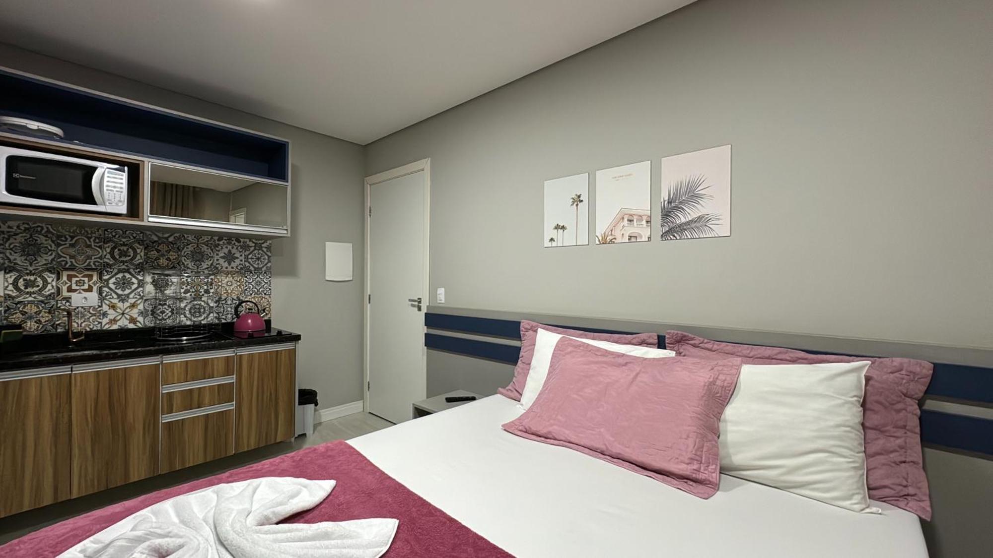 14- Studio Decorado Com Otima Localizacao!!! 쿠리치바 외부 사진
